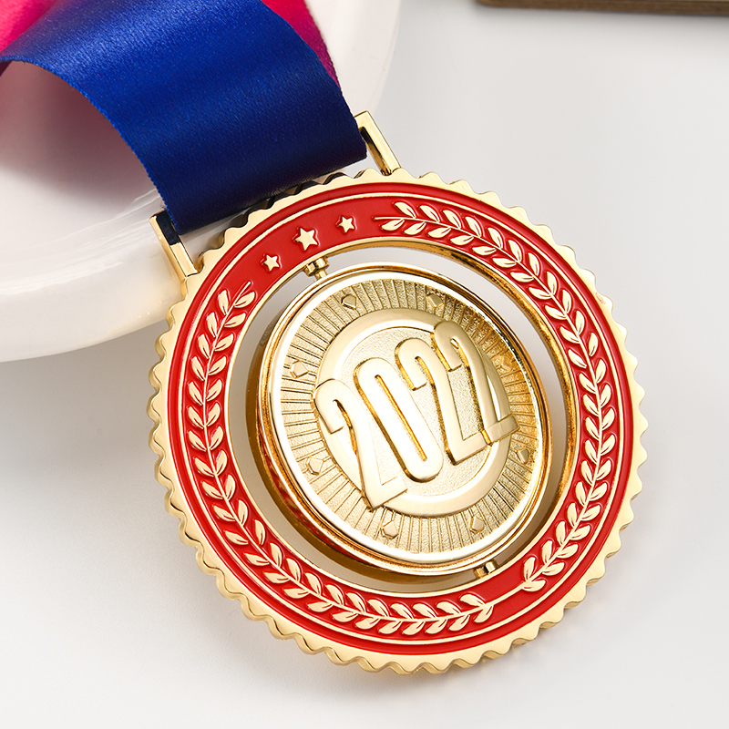 ميدالية معدنية مخصصة للعبة كرة - مراجعة Badminton Victory وسعره
