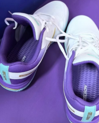 أحذية كرة الريشة الاحترافية ال - مراجعة Shoe Non Slip Badminton وسعره